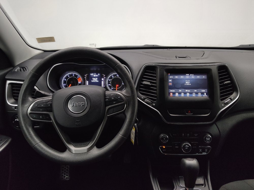 Used 2020 Jeep Cherokee Latitude FWD image 22