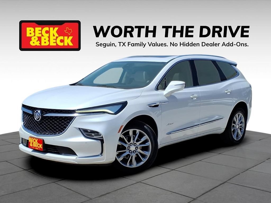 Used 2022 Buick Enclave Avenir w/ Avenir Technology Package FWD image 1