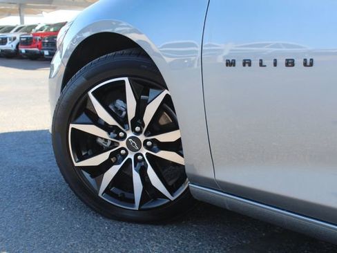 Used 2023 Chevrolet Malibu RS FWD image 10