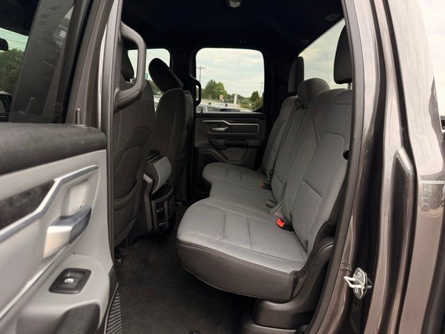 Used 2021 RAM 1500 Big Horn RWD image 13
