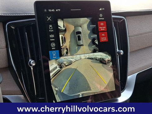 New 2026 Volvo XC90 B6 Plus w/ Protection Package Premier image 10