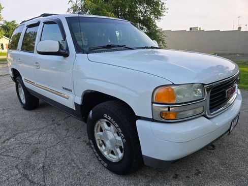 Used 2004 GMC Yukon SLT w/ 1SD Preferred Equipment Group AWD/4WD image 3