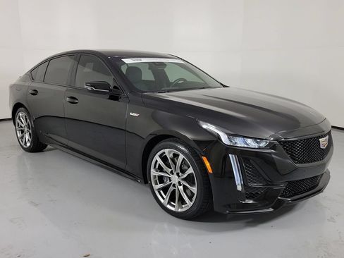 Certified 2024 Cadillac CT5 V RWD image 6