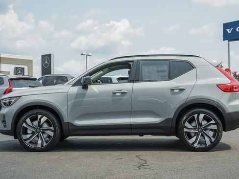 New 2026 Volvo XC40 B5 Ultra w/ Protection Package Premier AWD/4WD image 4