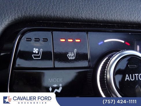 Used 2025 Honda Pilot Black Edition image 41