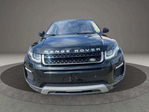 Used 2017 Land Rover Range Rover Evoque SE AWD/4WD image 2