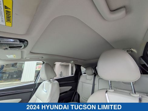 Used 2024 Hyundai Tucson Limited AWD/4WD image 29