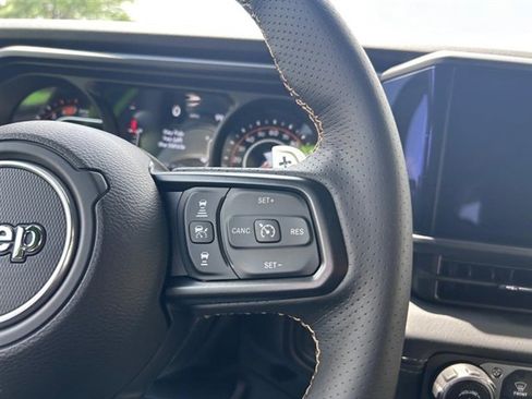 New 2025 Jeep Wrangler Unlimited Rubicon 392 image 11