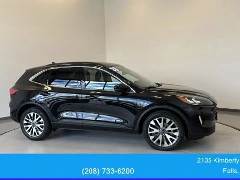 Used 2020 Ford Escape Titanium AWD/4WD image 16