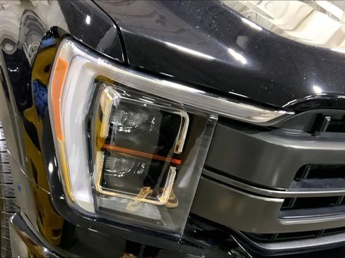 Used 2021 Ford F150 Lariat w/ Equipment Group 502A High image 28