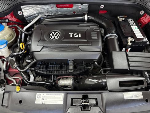 Used 2015 Volkswagen Beetle 1.8T Classic FWD image 47
