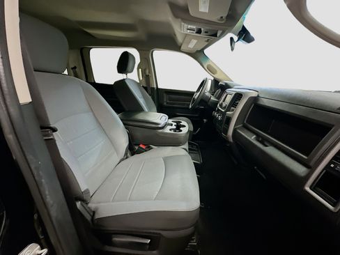 Used 2024 RAM 1500 Tradesman w/ Popular Equipment Group image 31