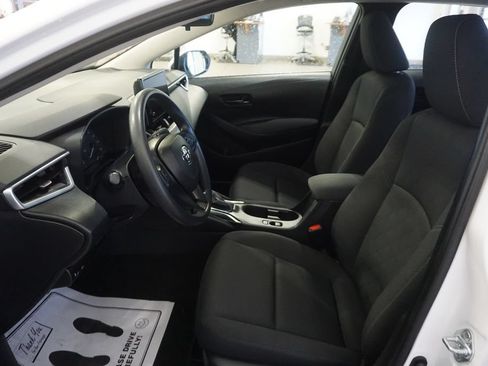 Used 2023 Toyota Corolla LE FWD image 17