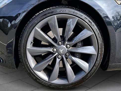 Used 2017 Tesla Model S 75 image 10