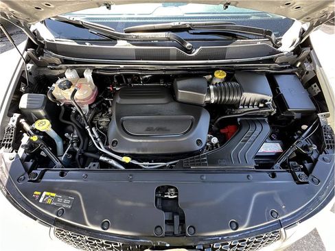Used 2023 Chrysler Pacifica Limited image 33