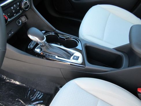 New 2026 Buick Encore GX Preferred w/ Comfort Package FWD image 17