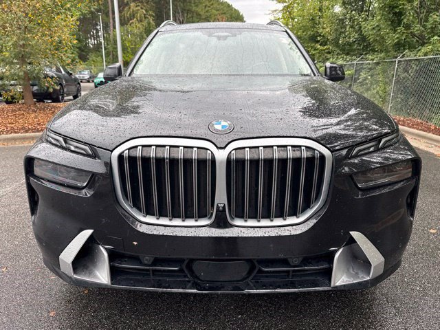 Certified 2025 BMW X7 xDrive40i w/ Executive Package AWD/4WD image 2
