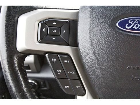 Used 2022 Ford F250 Lariat image 18