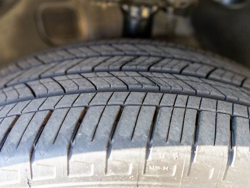 Used 2025 Kia Telluride EX X-Line image 32