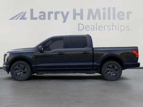 New 2025 Ford F150 Lightning Flash AWD/4WD image 3