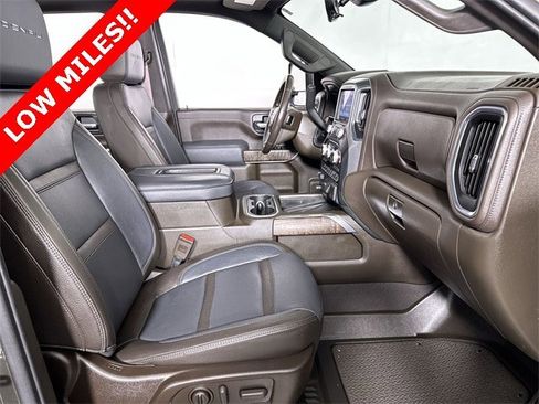 Used 2022 GMC Sierra 2500 Denali w/ Denali Ultimate Package image 29