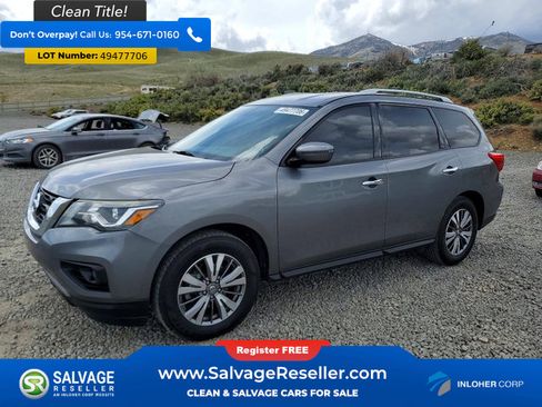 Used 2020 Nissan Pathfinder SV image 1