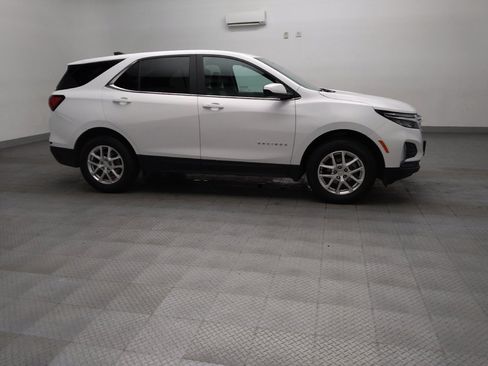Used 2022 Chevrolet Equinox LT AWD/4WD image 11
