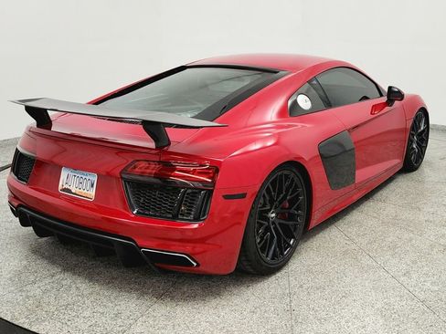 Used 2017 Audi R8 V10 w/ Carbon Exterior Package image 5