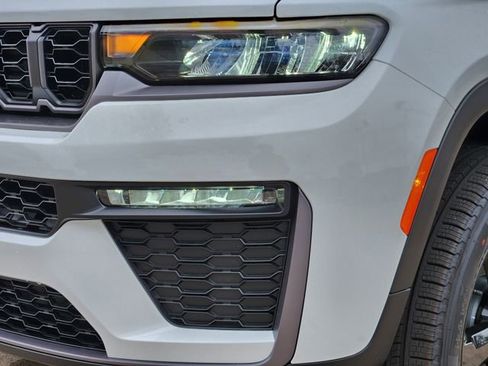 New 2026 Jeep Grand Cherokee Limited image 5