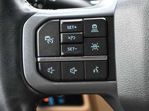 Used 2023 Ford F150 Lariat w/ Equipment Group 502A High image 8