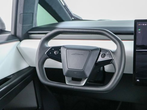 Used 2024 Tesla Cybertruck AWD Crew Cab image 12