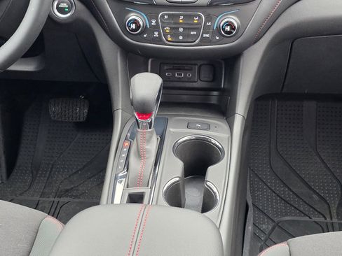 Certified 2023 Chevrolet Equinox RS image 24