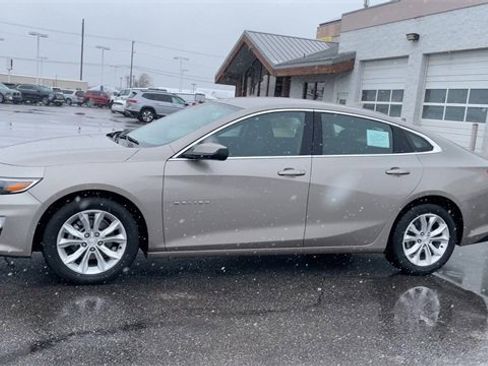 Used 2024 Chevrolet Malibu LT image 6