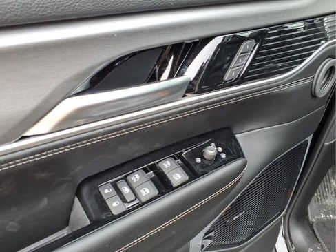 New 2026 Jeep Grand Wagoneer Limited AWD/4WD image 21