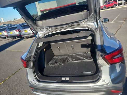 New 2025 Chevrolet Trax LT w/ LT Convenience Package image 23