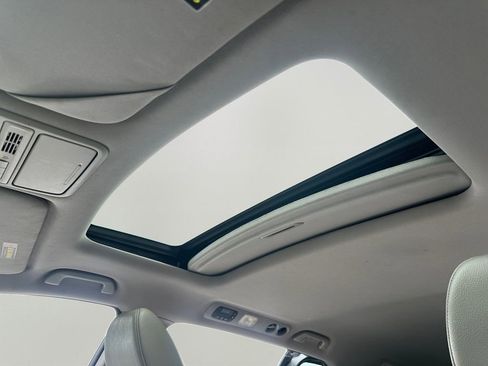 Used 2011 Honda Odyssey EX-L image 23