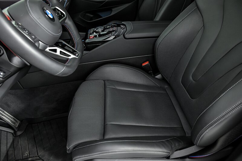 Used 2026 BMW M5 Touring AWD/4WD image 34