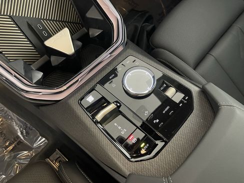 Certified 2025 BMW X3 xDrive30i w/ Premium Package image 15