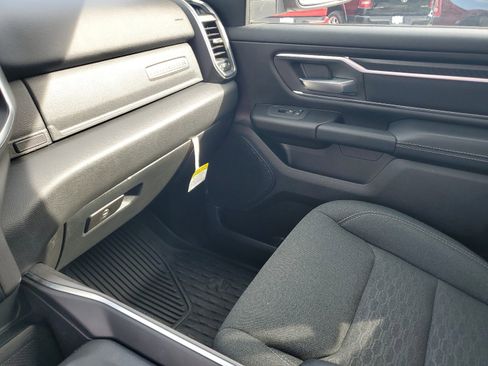 Certified 2025 RAM 1500 Big Horn image 27