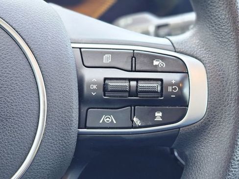 Used 2025 Kia K5 LXS image 18