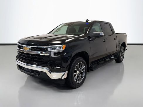 Used 2023 Chevrolet Silverado 1500 LT AWD/4WD image 5