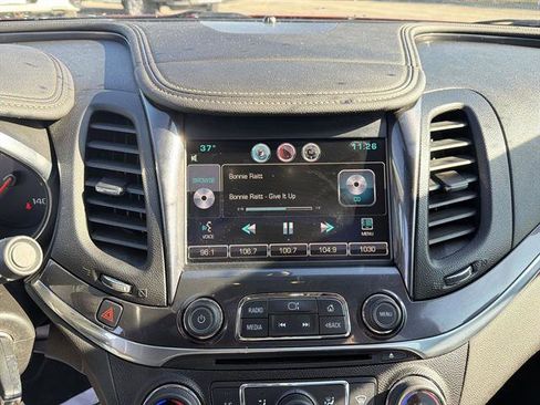 Certified 2015 Chevrolet Impala LT w/ Convenience Package image 12