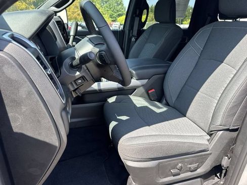 New 2026 RAM 2500 Big Horn AWD/4WD image 24