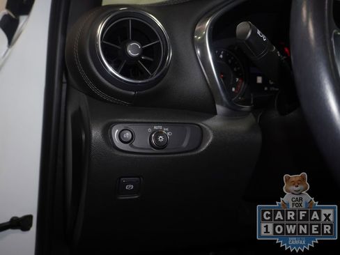 Used 2020 Chevrolet Blazer LT w/ Sound & Technology Package image 25