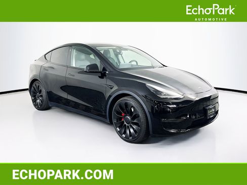 Used 2022 Tesla Model Y Performance image 1