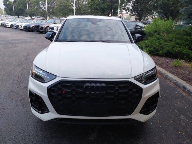 Used 2023 Audi SQ5 Premium Plus w/ Premium Plus Package AWD/4WD image 2