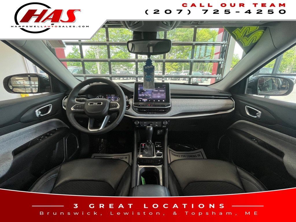 Used 2022 Jeep Compass Latitude AWD/4WD image 14