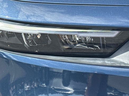 Certified 2023 Honda Accord EX image 10