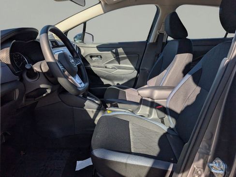 New 2025 Nissan Versa SV w/ Trunk Package FWD image 17