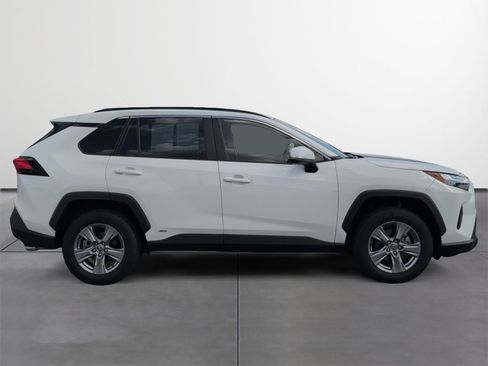 Certified 2025 Toyota RAV4 XLE w/ Convenience Package AWD/4WD image 6